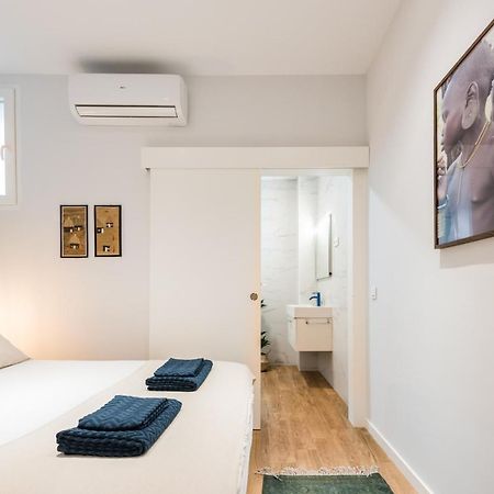 New Design Apartment Barrio De Las Letras Madrid Exterior photo